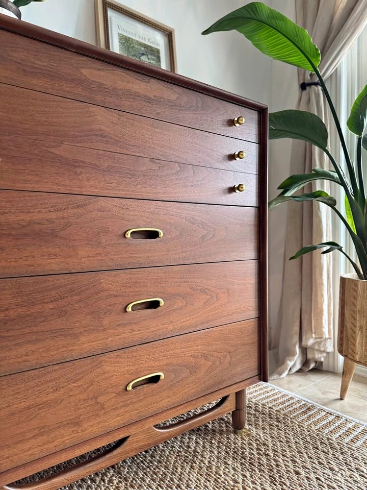 MCM 5-Drawer Peppler’s Dresser – Fully Restored