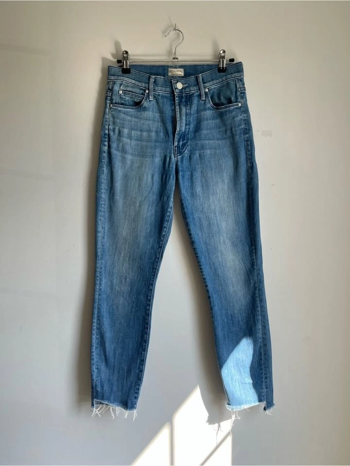 🏈 MOTHER The Insider Crop Step Fray Blue Denim Jeans Sz 27 - photo 3