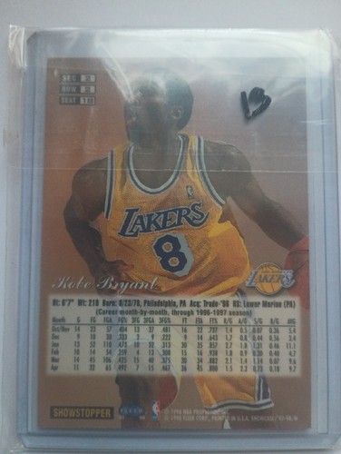 1997-98 Flair Showcase - Kobe Bryant #18 Row 2 - photo 2