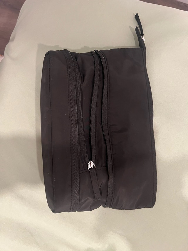 Expandable Makeup/Toiletry Bag - photo 4