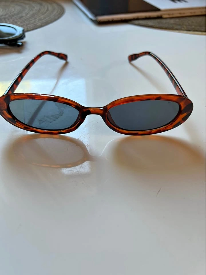 🏈 New sunglass