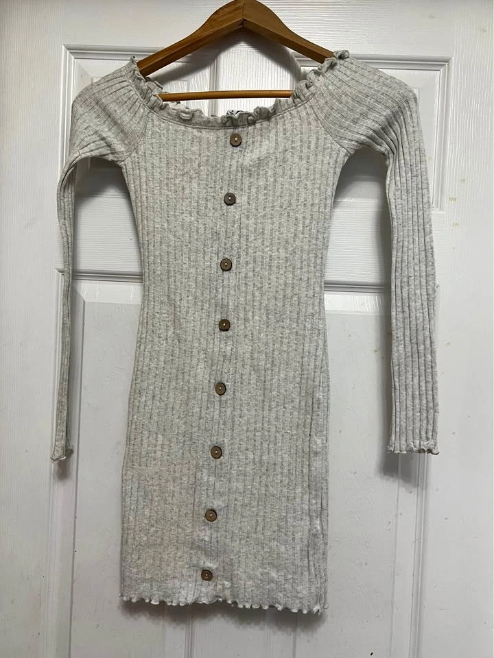 🏈 New Gray dress