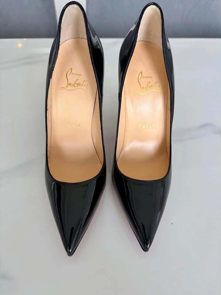 Never Worn Christian Louboutin So Kate 120 Black Patent Leather - photo 3