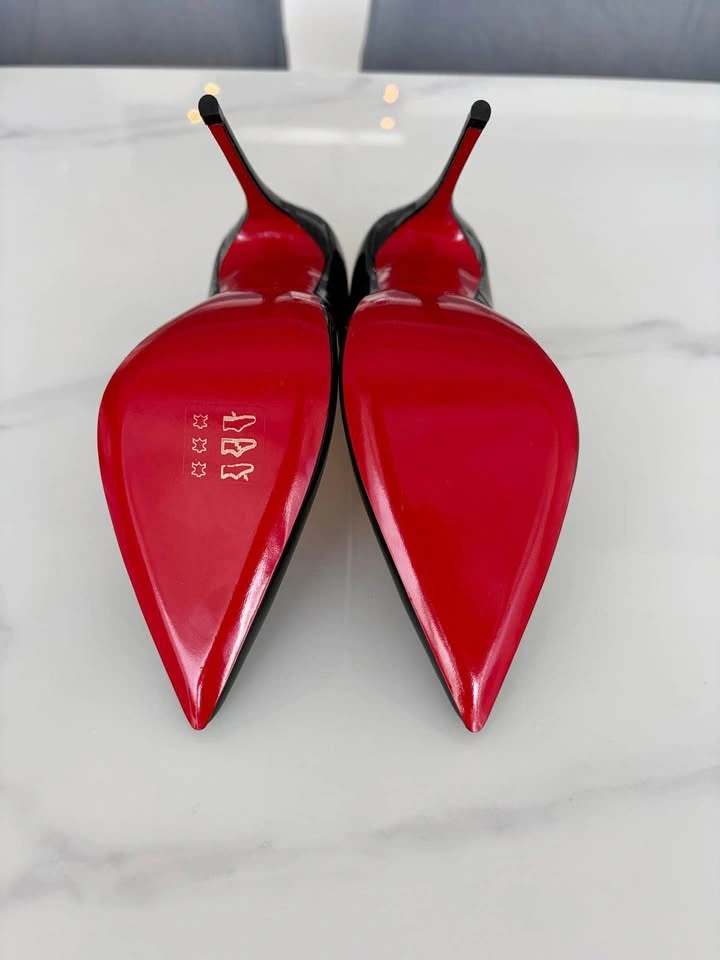 Never Worn Christian Louboutin So Kate 120 Black Patent Leather - photo 5