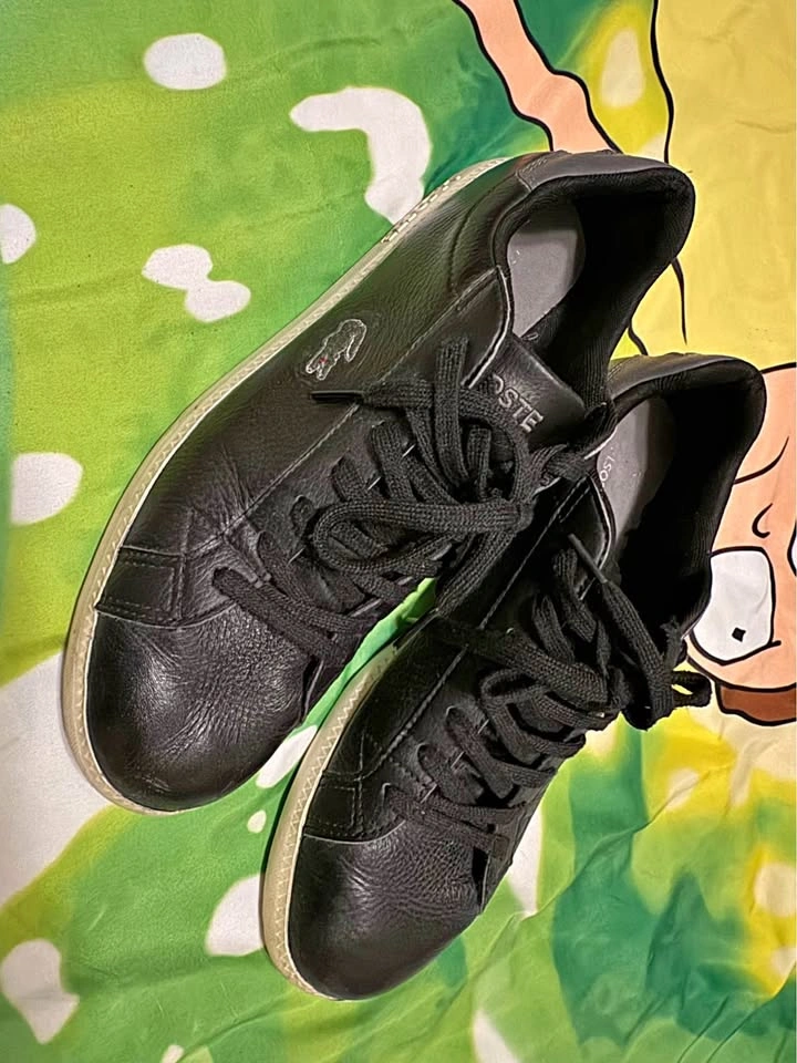 Lacoste Graduate LCR3 used