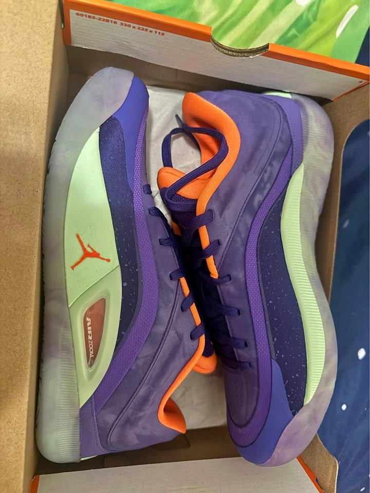 Size 11.5 - Air Jordan Zion 4 Rare Form