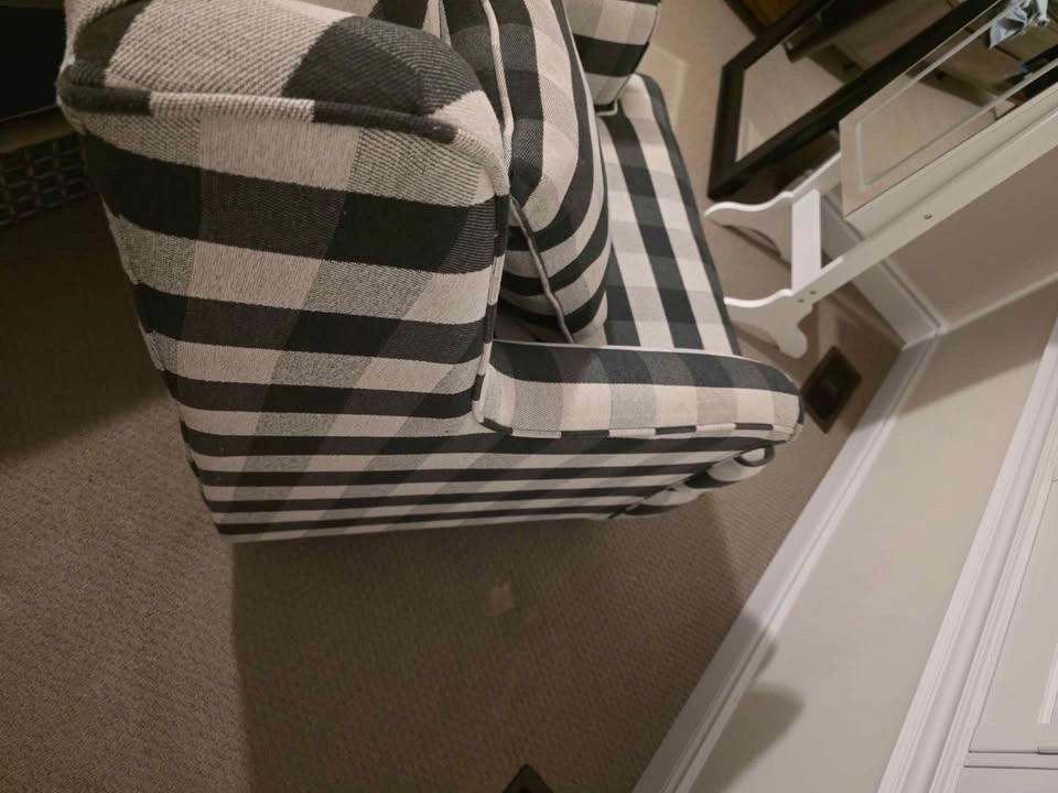 Accent chair - photo 5