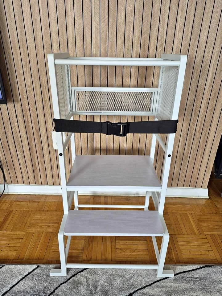 Step stool for kitchen