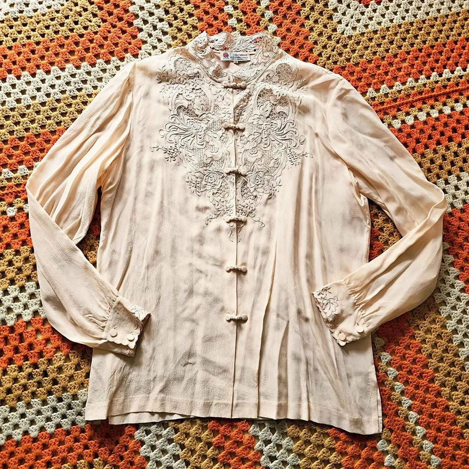 60s/ 70s 100% Silk Peony Vintage Hand Embroidered Blouse