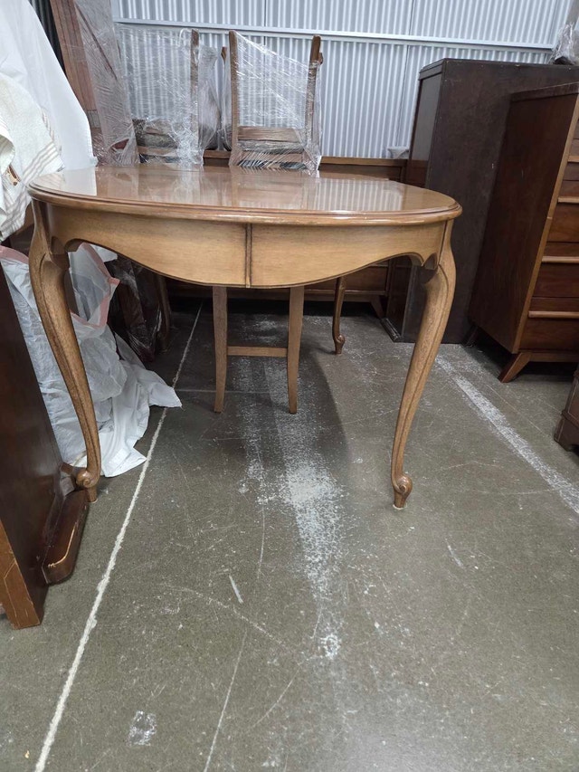 Dining Table with 6 Chairs - photo 3
