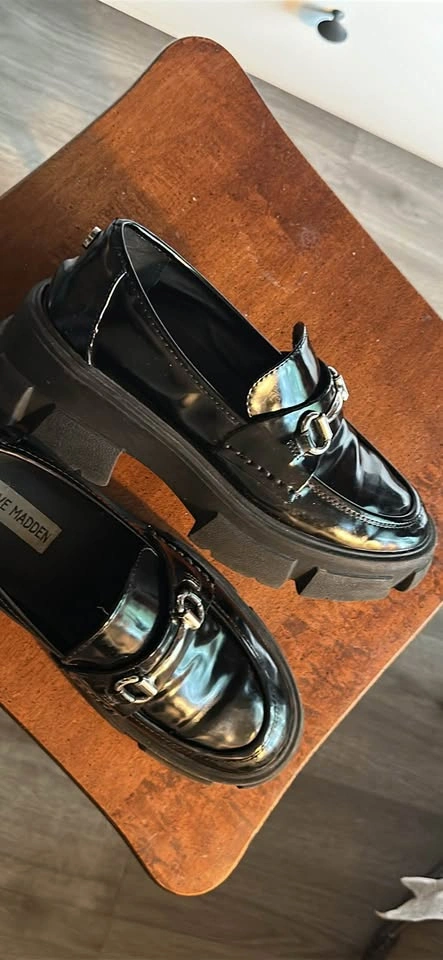 Steve Madden Silver Buckle Loafers - photo 2