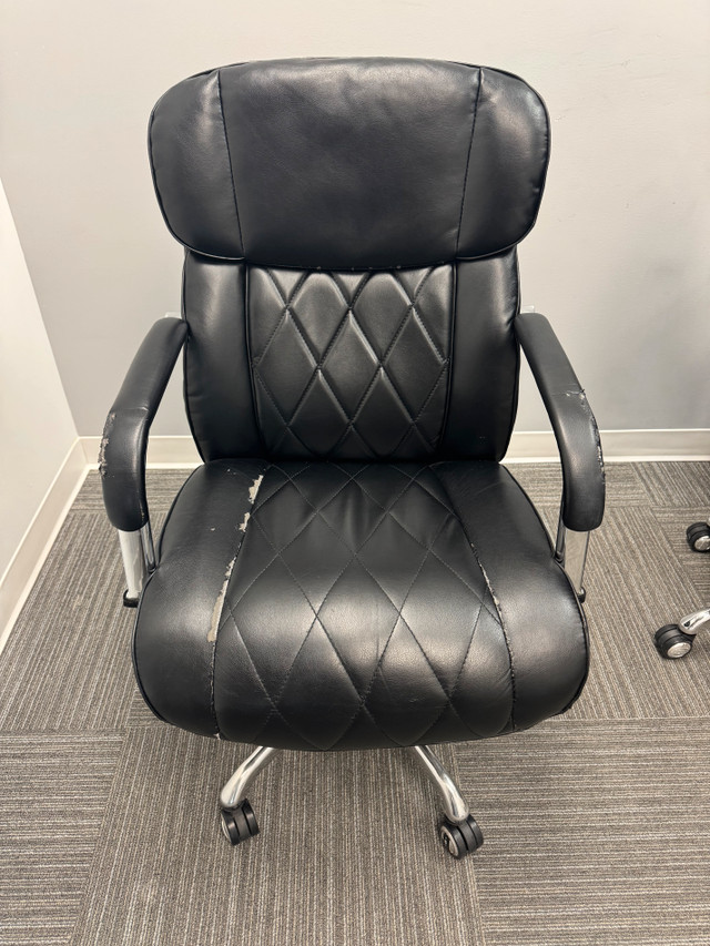 Luxurious La-Z-Boy Leather Office Chair