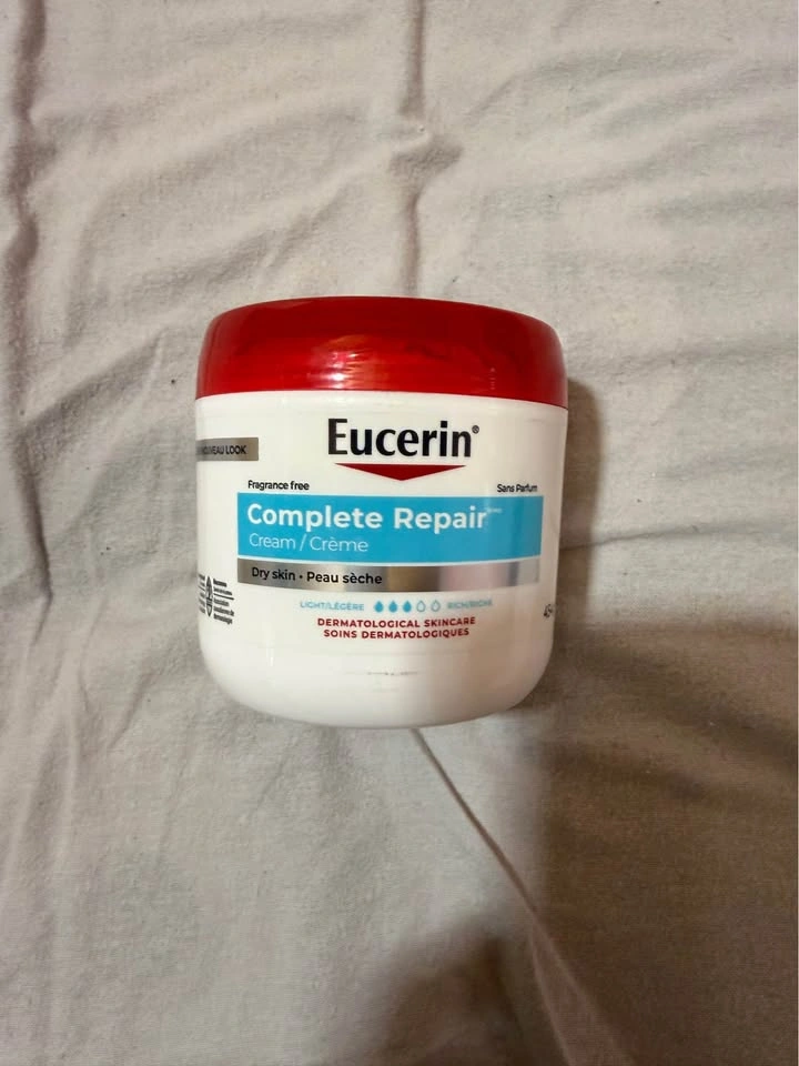 Eucerin Complete Repair Plus Lotion, 10% Urea & Ceramides - photo 2