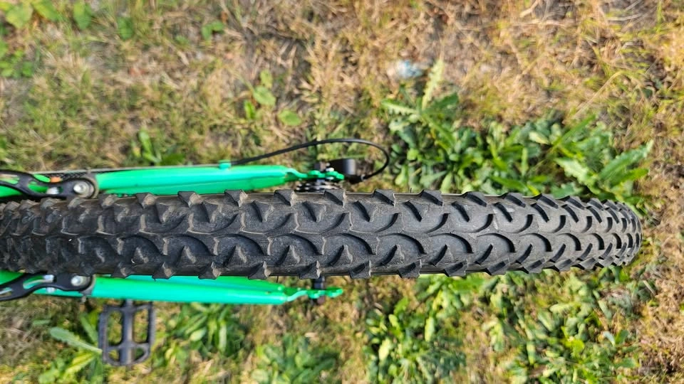 Huffy Rock Creek Mountain Bike with lock & chain, helmet, rear m - photo 2