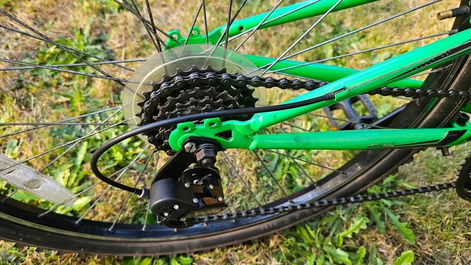 Huffy Rock Creek Mountain Bike with lock & chain, helmet, rear m - photo 3