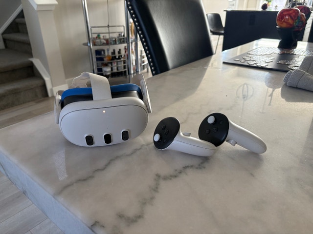Meta Quest 3 VR Headset