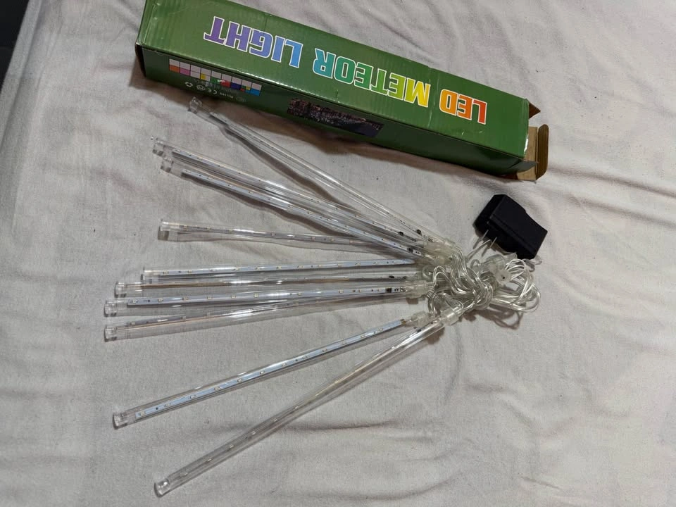 LED Meteor Shower Rain Lights 30cm 10 Tubes 480 LED (NEW) - photo 4