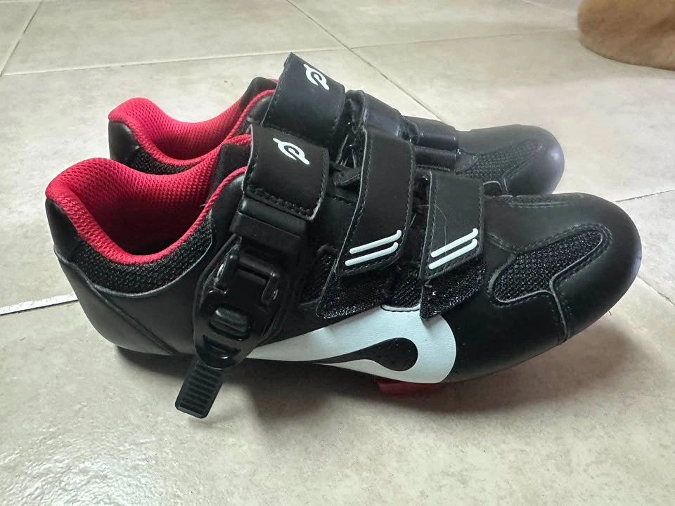 Peloton Shoes / Cleats (Women’s Size 6) - photo 4