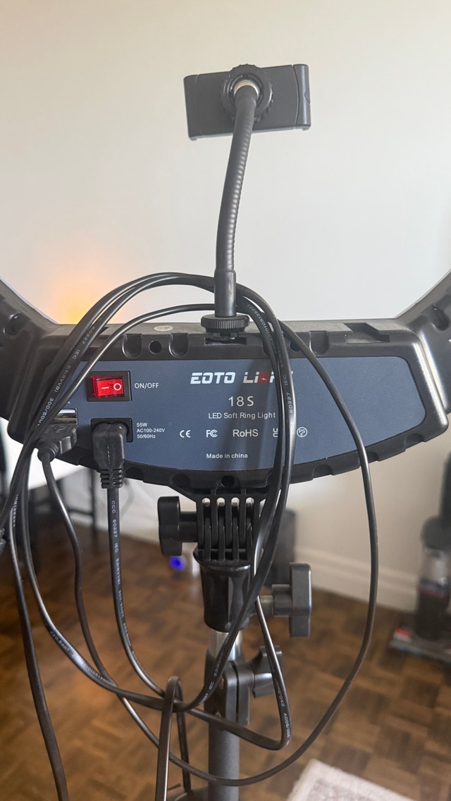 EOTO LED Soft Ring Light 18S - photo 2
