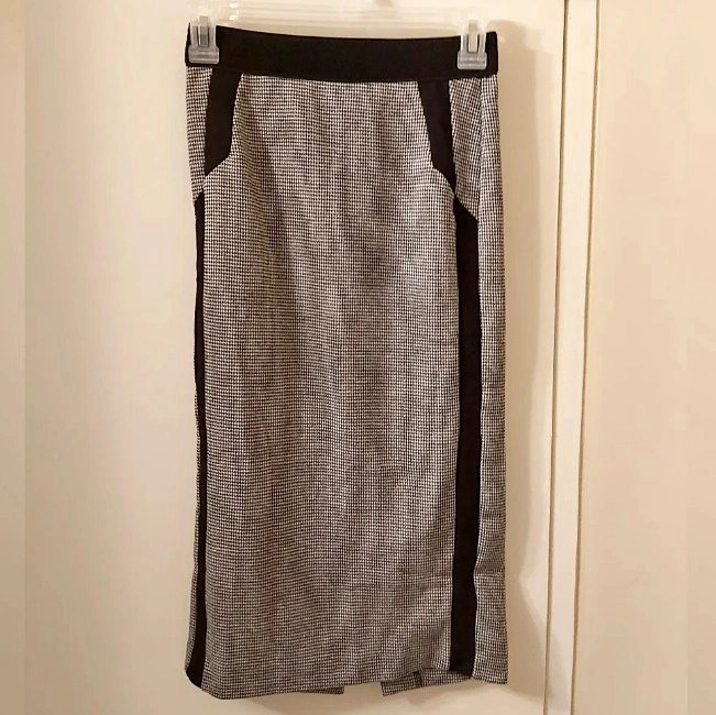 Dynamite long pencil skirt size extra small XS