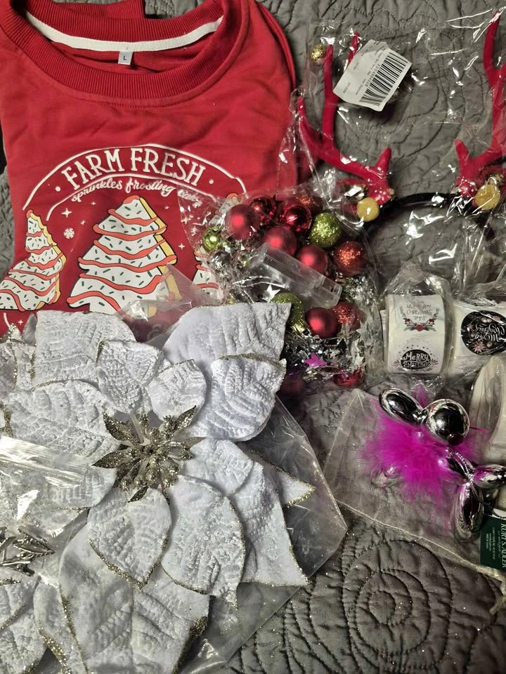 All Brand New Christmas Bundle: Lg Ugly Sweatshirt & Decor
