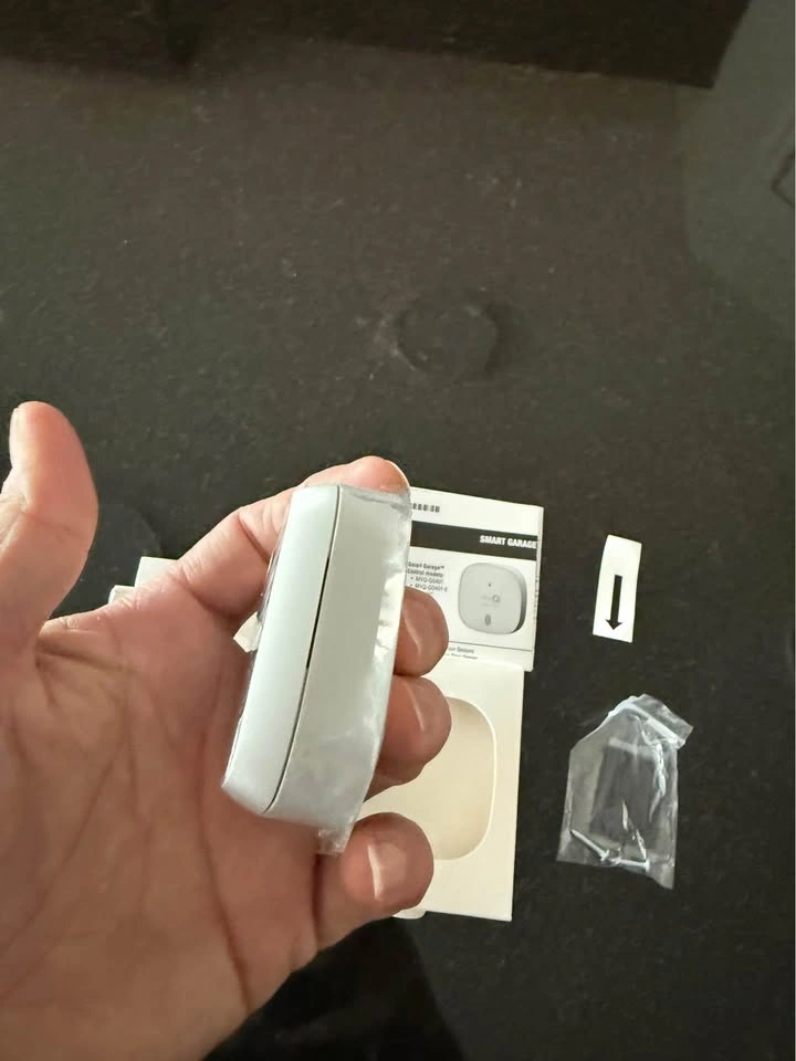 myQ Smart Garage Door Sensor Liftmaster 821LMC-SENSOR - photo 4