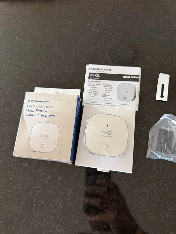 myQ Smart Garage Door Sensor Liftmaster 821LMC-SENSOR - photo 5