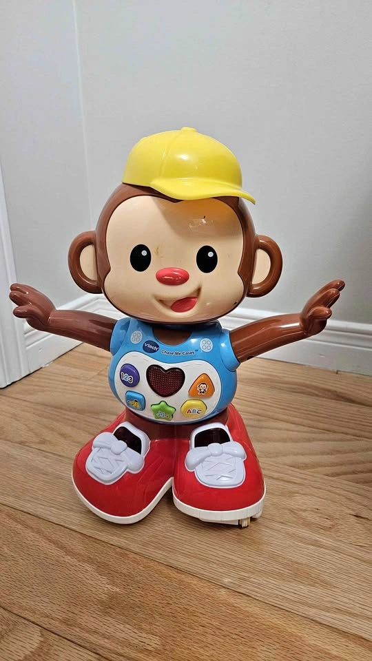 Vtech Chase me Casey monkey toy🏈