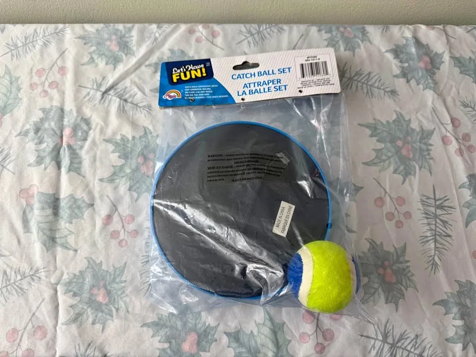 Catch ball set still in package thumbnail