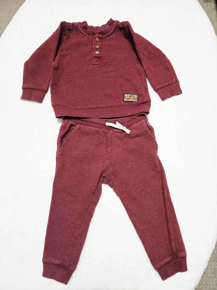 Sweat set for 18-24m🏈
