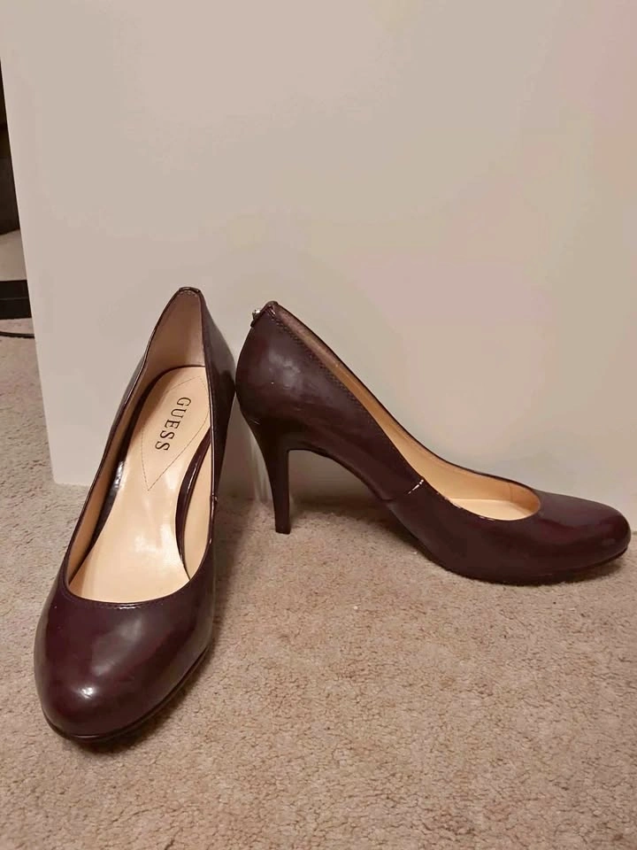 GUESS dark purple heels, size 7