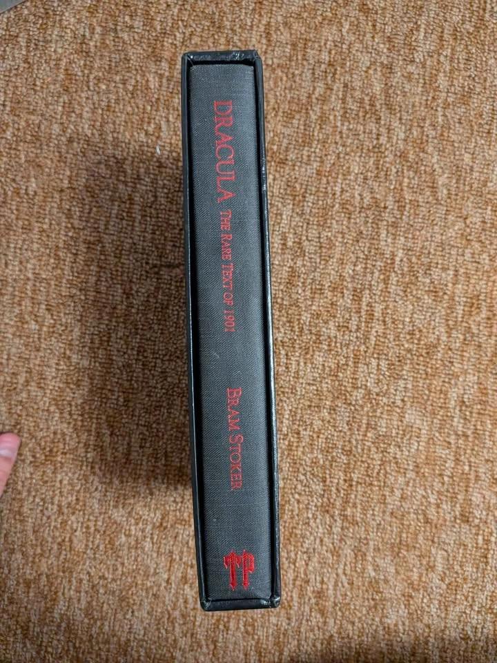 Dracula: The Rare Text of 1901 (1994 Transylvania Press) - photo 4