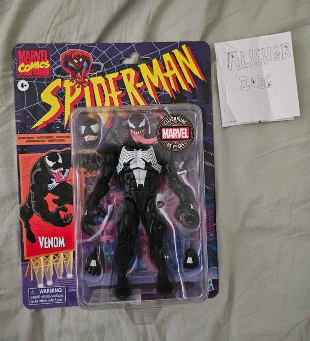 Marvel Legends Venom Spider-Man Retro Cardback