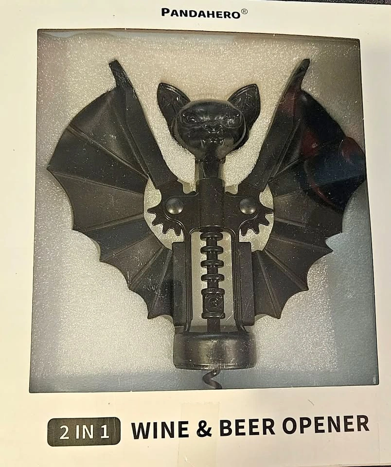 Bat 2 in 1 Wine and Beer Opener