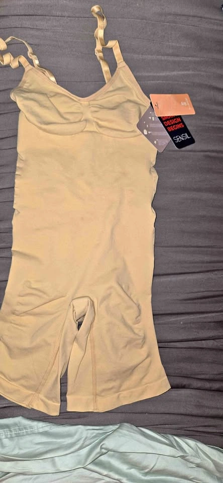 FeelinGirl Slimming & Smoothing Body Shaper M/L