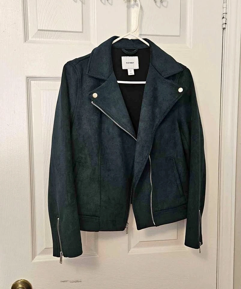 Women short jacket size s🏈