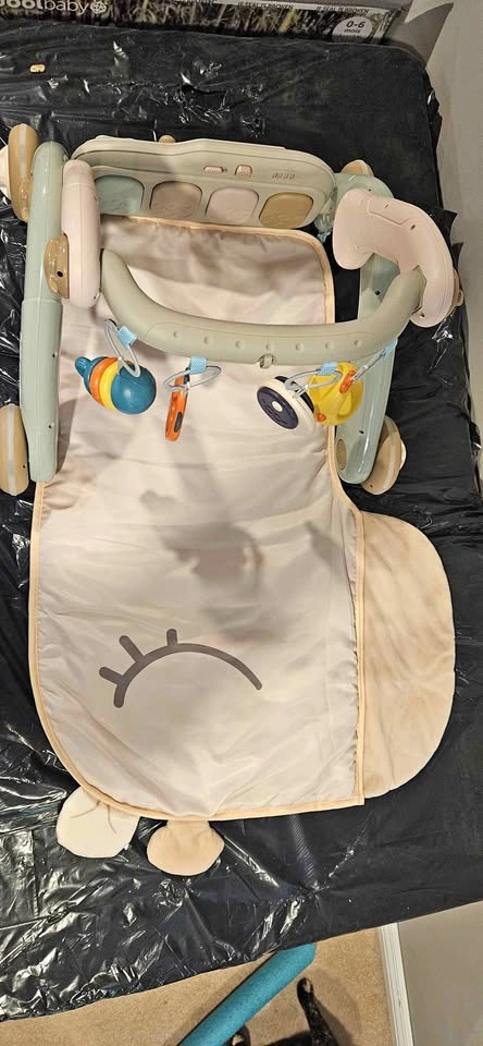 Musical playmat for babies