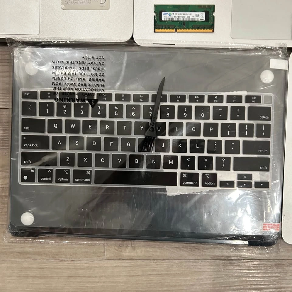 6x MacBook Lot (For Parts/Repair) - photo 5