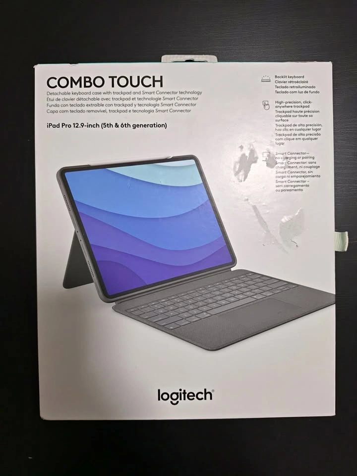 Logitech Combo Touch for iPad Pro 12.9" (5th/6th Gen) – New