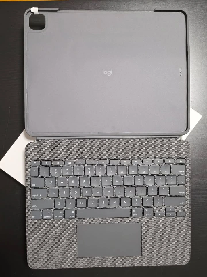 Logitech Combo Touch for iPad Pro 12.9" (5th/6th Gen) – New - photo 4