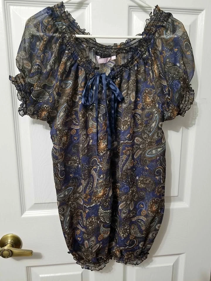 Sheer summer top(size L)🏈