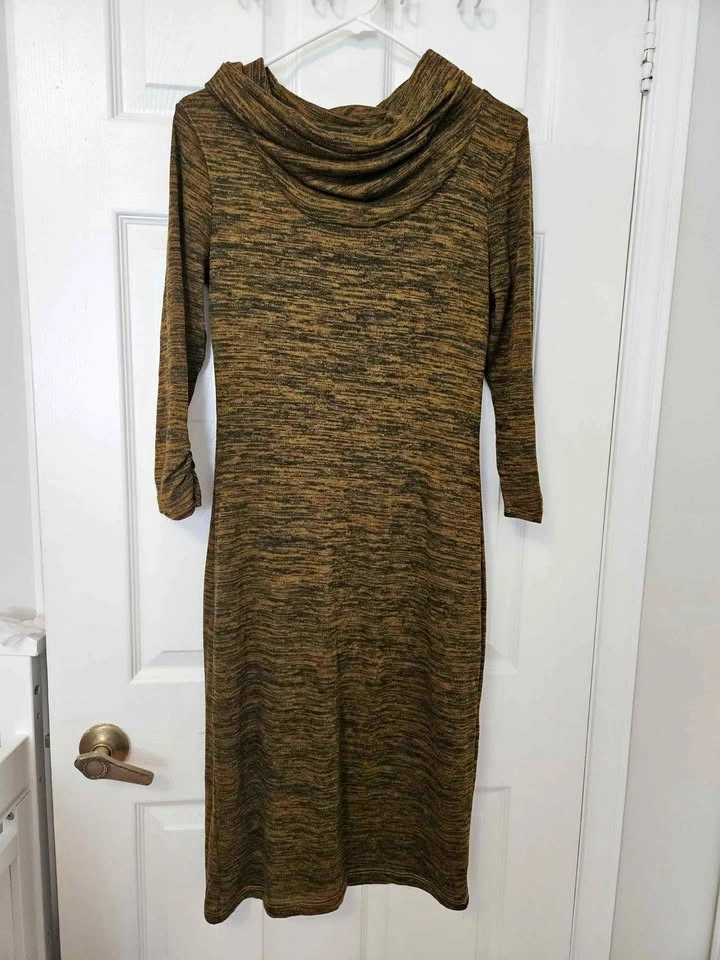 La chateau dress (M)🏈