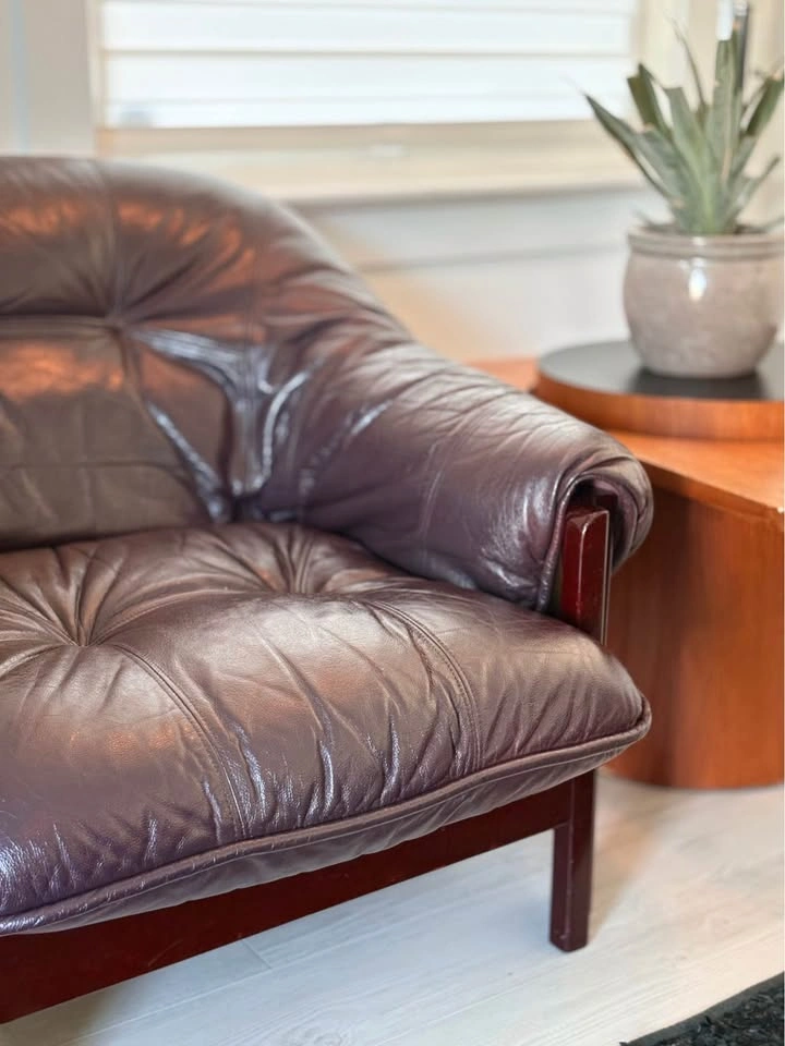 Rare Brazilian Rosewood and Leather MCM Armchair by Jean Gillion - photo 5