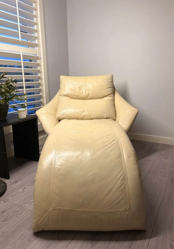 VINTAGE ROGER ROUGIER GENUINE LEATHER CREAM CHAISE LOUNGE CHAIR - photo 5