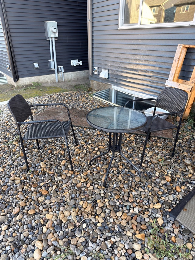 Patio set - photo 2