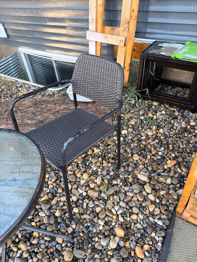 Patio set - photo 3