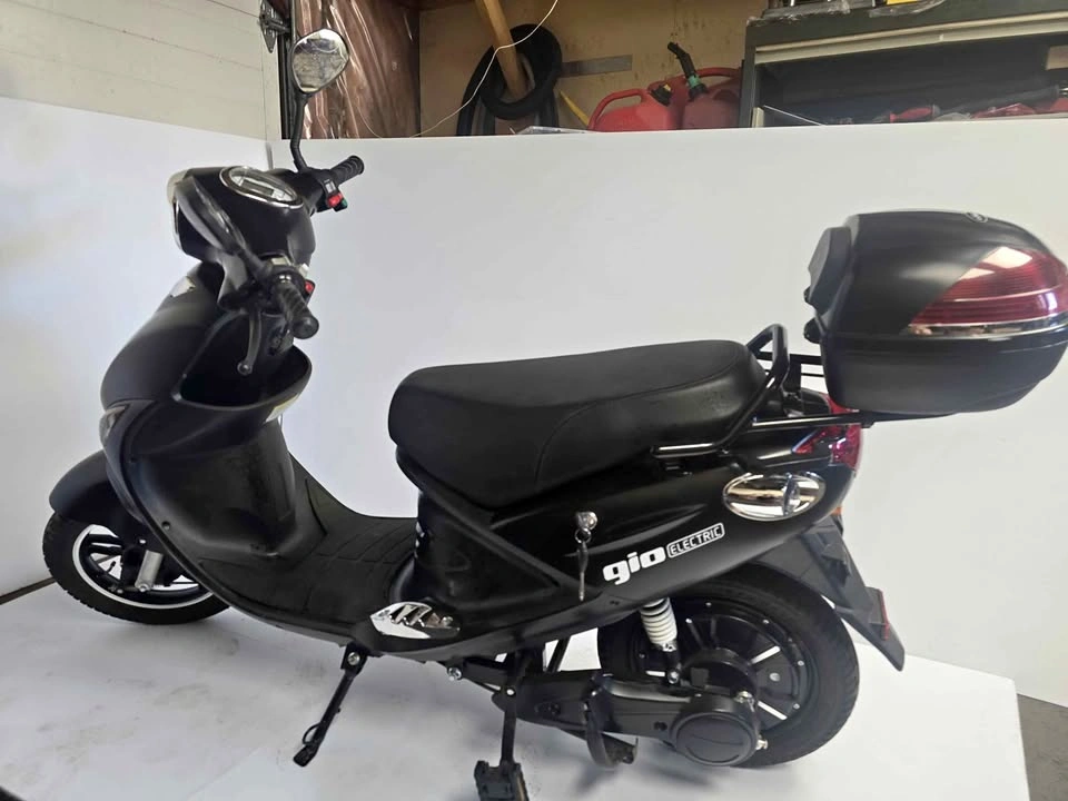 Gio Electric Scooter