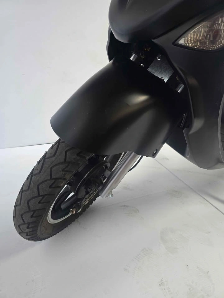 Gio Electric Scooter - photo 3
