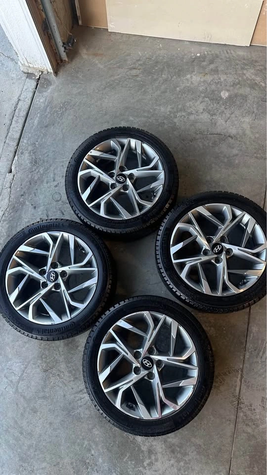 Set of 4 OEM Hyundai Elantra Winter Wheels+Tires — 17" - photo 5