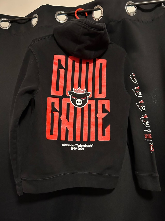 Technoblade Good Game Hoodie 🏈